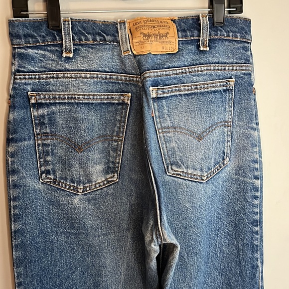 Orange Tag Vintage Levi’s 517 Distressed Mom Jeans - Picture 7 of 11